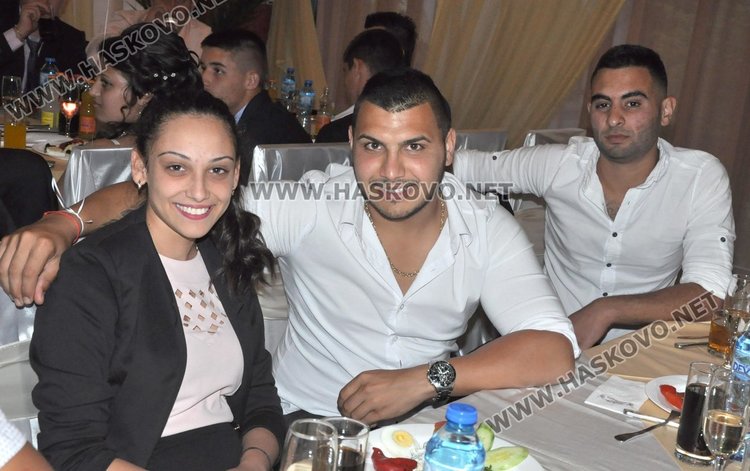 Випуск 2018 от ПГССТ вдигна последната си наздравица