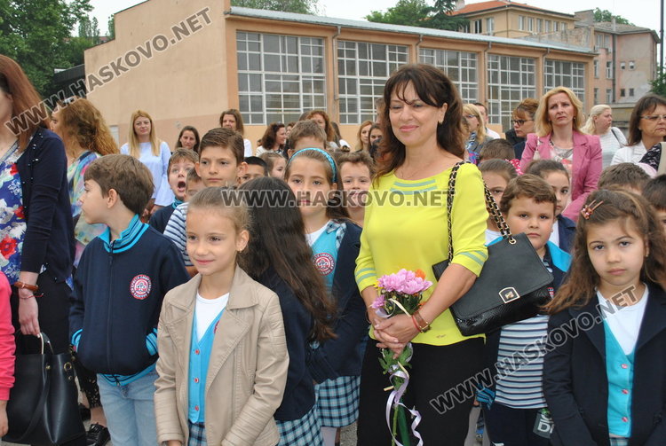 Седмокласничка и учителка по БЕЛ са Смирненци на годината