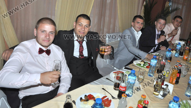 Випуск 2018 от ПГССТ вдигна последната си наздравица