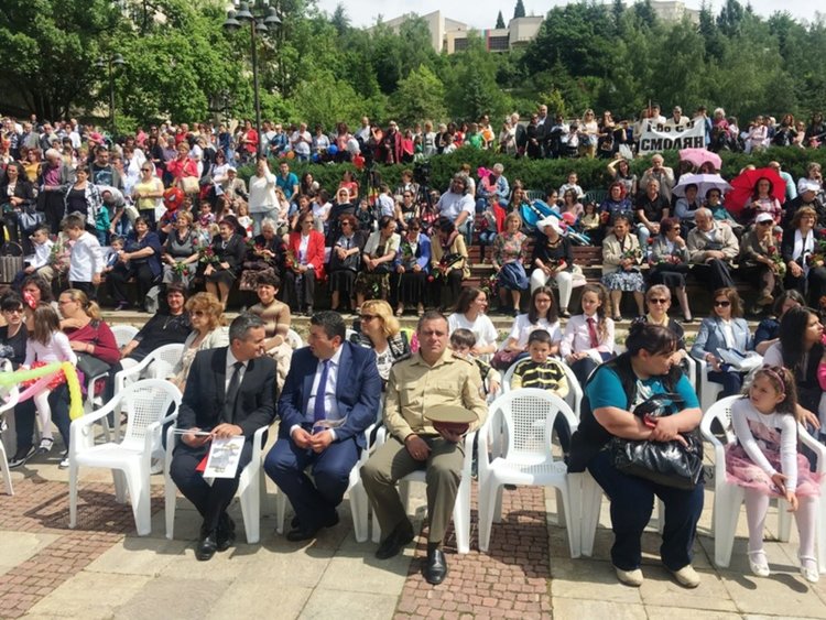 За пръв път от години шествие за 24 май в Смолян, празникът отбелязан подобаващо 