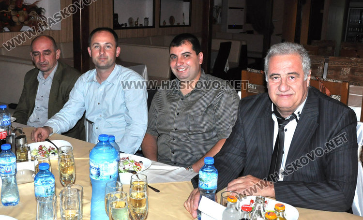 Випуск 2018 от ПГССТ вдигна последната си наздравица