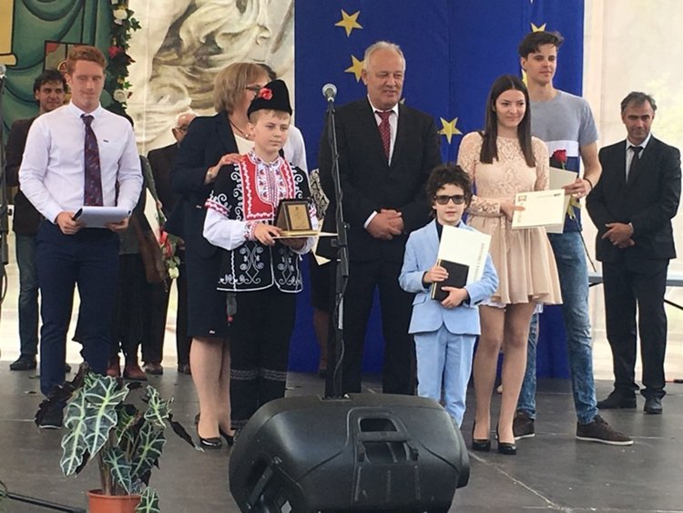 За пръв път от години шествие за 24 май в Смолян, празникът отбелязан подобаващо 