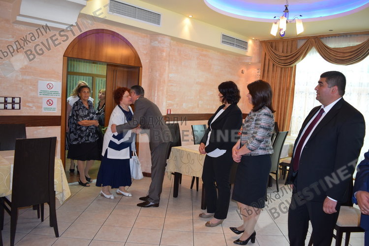 Хасан Азис към Тодор Мухтаров: Имаме нужда от вашия хумор!