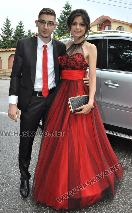 На випуск 2018 на Математическата гимназия ще му върви по вода