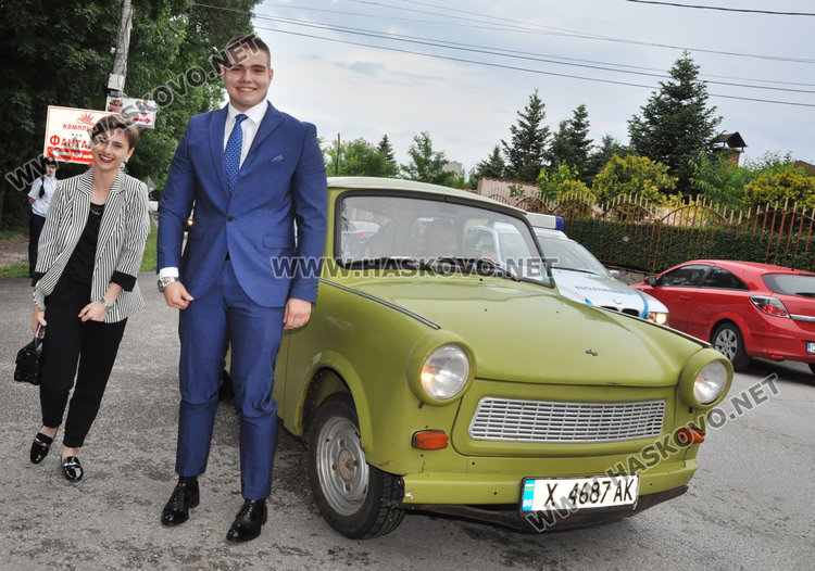 На випуск 2018 на Математическата гимназия ще му върви по вода