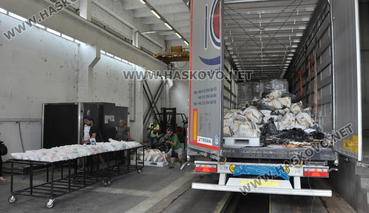 Следово куче разкри хероин за 12 млн. лв. в камион  на Капитан Андреево