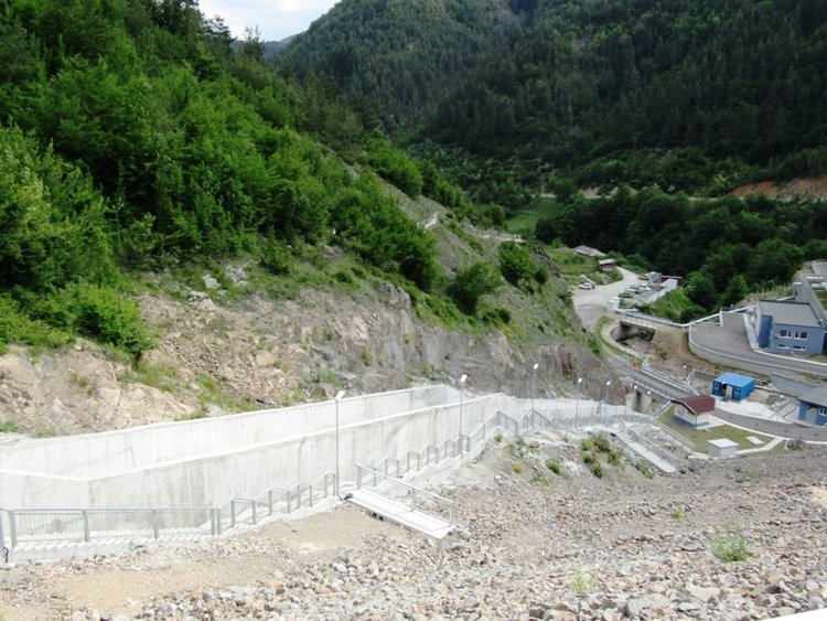 Язовир „Пловдивци“ ще реши съществени проблеми с водозахранването в област Смолян