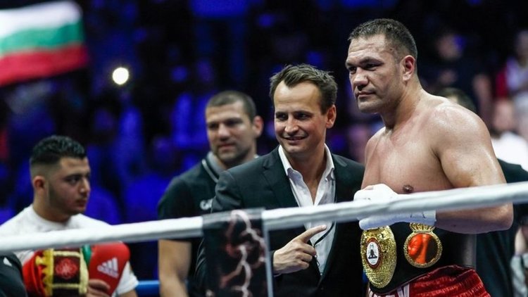 "Зауерланд" спечели търга за мача между Кубрат Пулев и Уайт