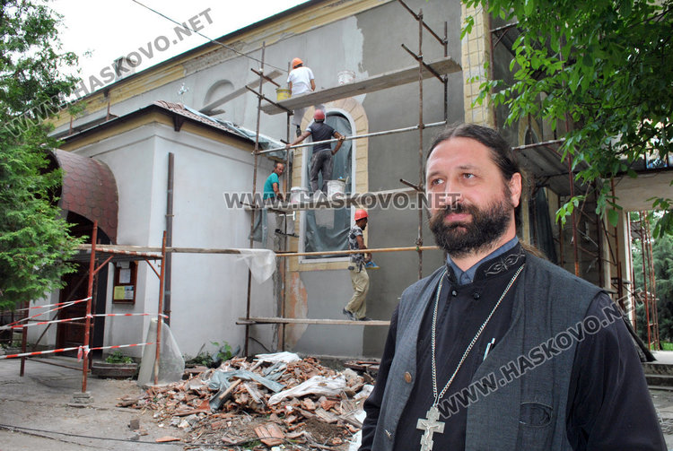 Отец Серафим