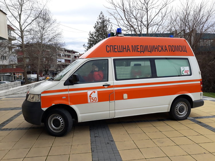 Блъснаха баба на пешеходна пътека в центъра на Кърджали 