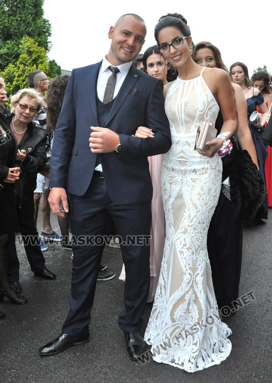 На випуск 2018 на Математическата гимназия ще му върви по вода