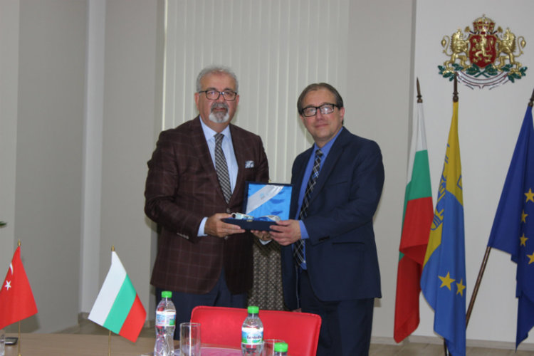 Делегации от побратимени градове пристигнаха в Асеновград