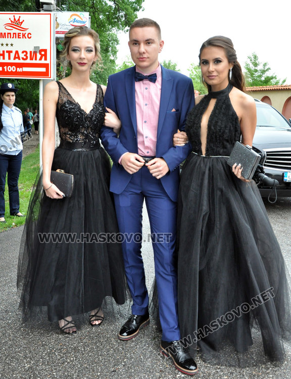 На випуск 2018 на Математическата гимназия ще му върви по вода