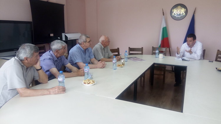 Местния „Хайд парк” гостува на областния управител Никола Чанев