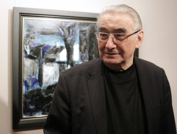 Почина Светлин Русев