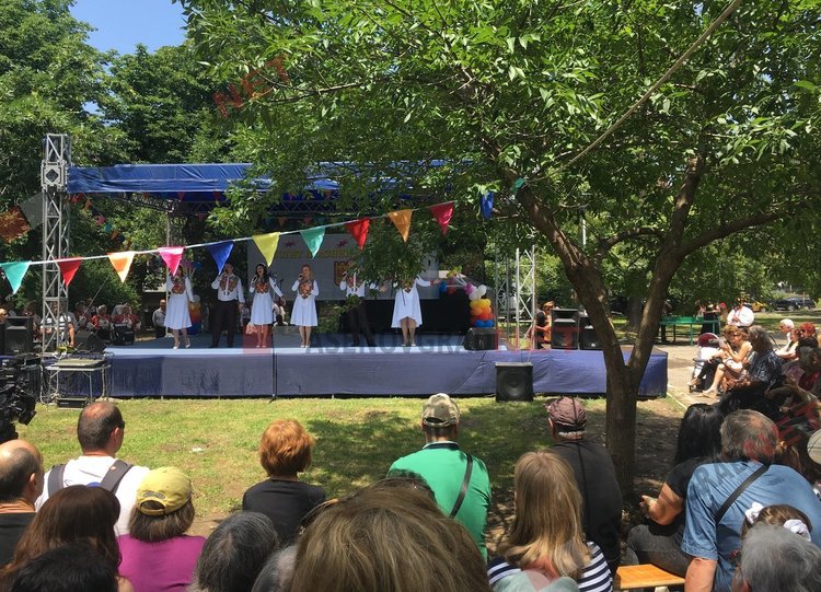 Празничният 27 май на Асеновград (Снимки)