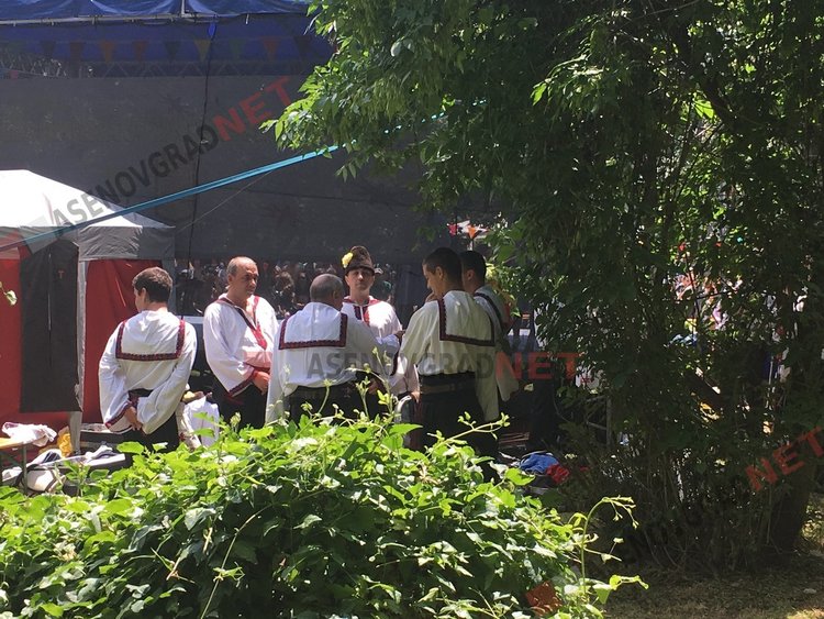 Празничният 27 май на Асеновград (Снимки)