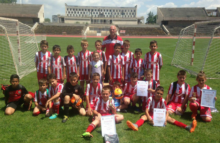 Женският ФК „Хасково“ отстъпи на „Лестър“, момчетата играха за "Фен клуб Ливърпул"