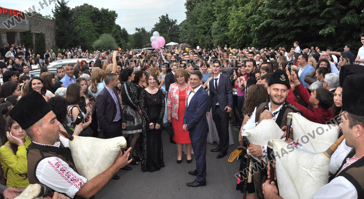 Хасковлии: на баловете имаше от всичко - кич, красота и вкус