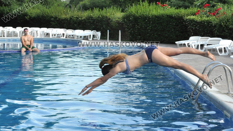 25 кандидати за спасители, балерина и волейболистка сред мераклиите