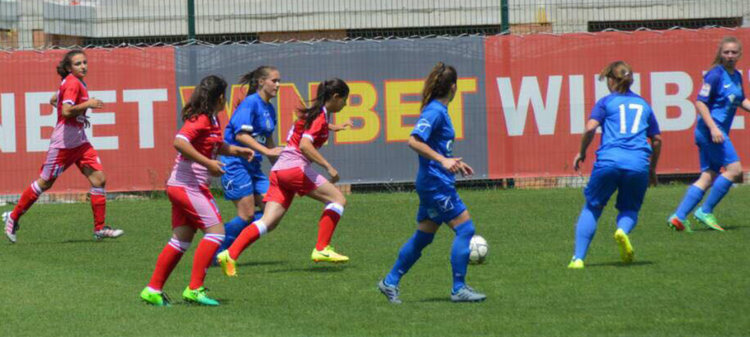 Женският ФК „Хасково“ отстъпи на „Лестър“, момчетата играха за "Фен клуб Ливърпул"