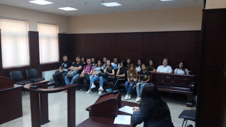 Изнесоха лекция за участие на децата в съдебния процес 