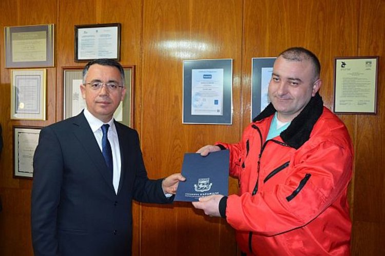 Румен Чиев бе отличен и от кмета