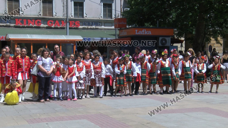 Над 500 ученици на двудневен форум в Димитровград