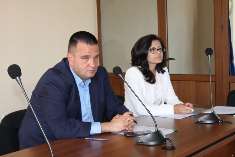 Институции дебатираха намаляване риска от бедствия при областния управител