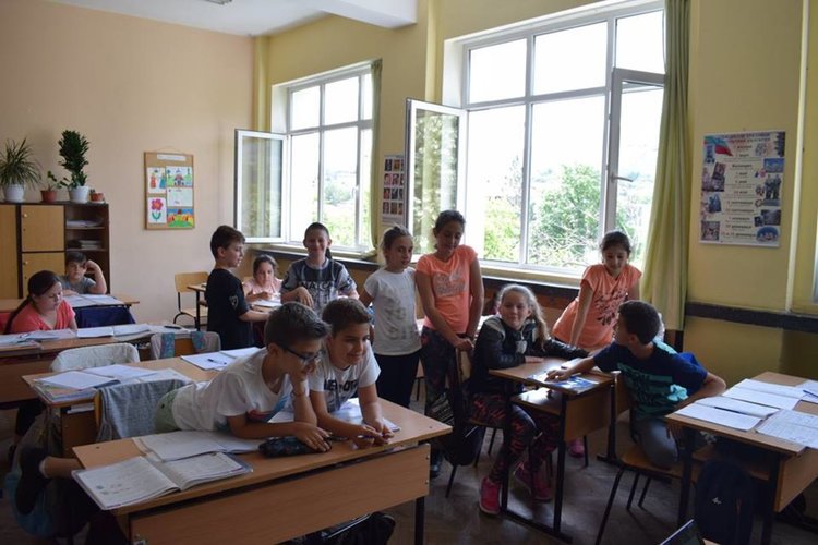 Снимки: Градска библиотека "Паисий Хилендарски"