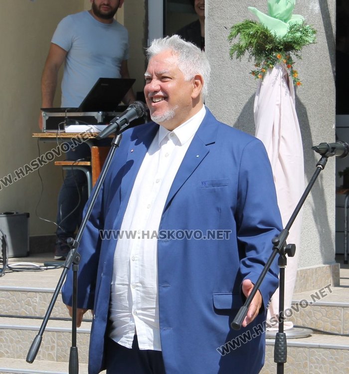 Красимир Кръстев кандидат за директор на училище в Хасково