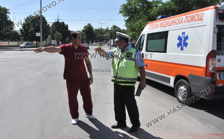 Джип блъсна линейка до Цигарената в Хасково