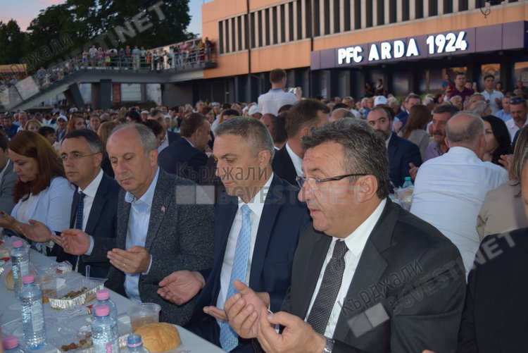 Мухаррем Индже избра Кърджали, за да отправи предизборните си послания към изселниците в Турция