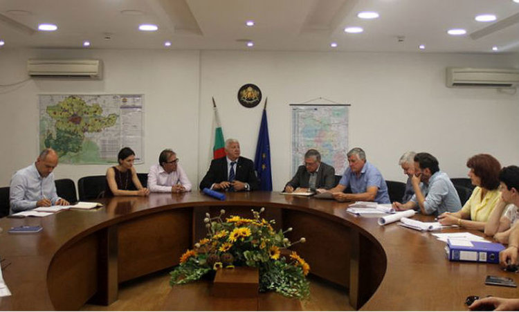 На експертен съвет: Работите по рехабилитацията на пътя Пловдив – Асеновград вървят по план