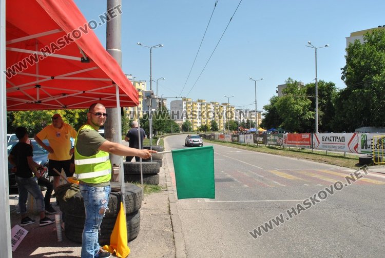 32 пилоти стартираха в кръговете за място на Писта Хасково