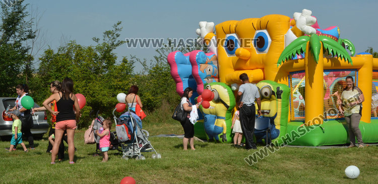 Внучките хванаха хурките с бабите край Каснаково