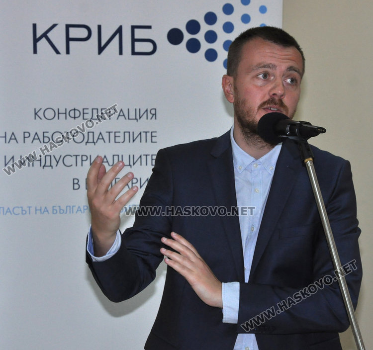 Петър Ганев 