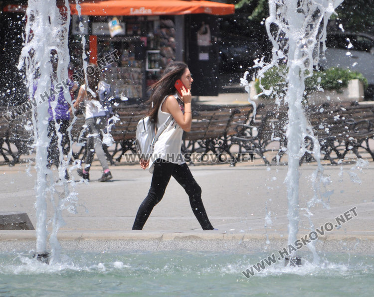 Надхвърлихме 30-те, във вторник чакаме дъжд 