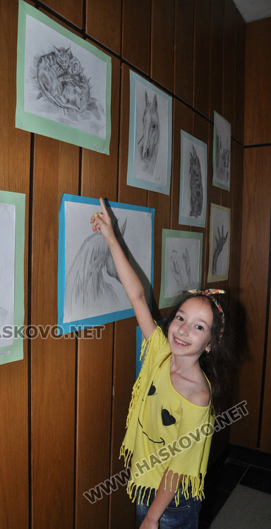 Школа „Пастело“ донесе морски полъх в градската библиотека за 2 години ЧРД