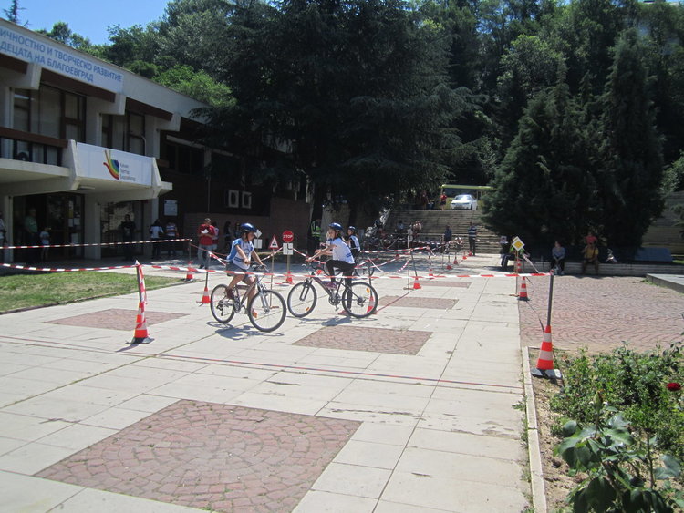 След поредния кръг, всички от отбора по колоездене имат шанс да станат национали