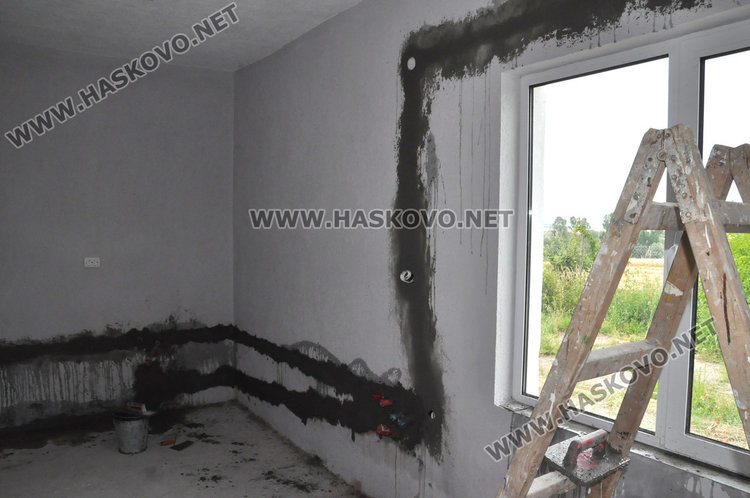 Кучешкият приют почти готов, но бюрокрацията ще го забави 