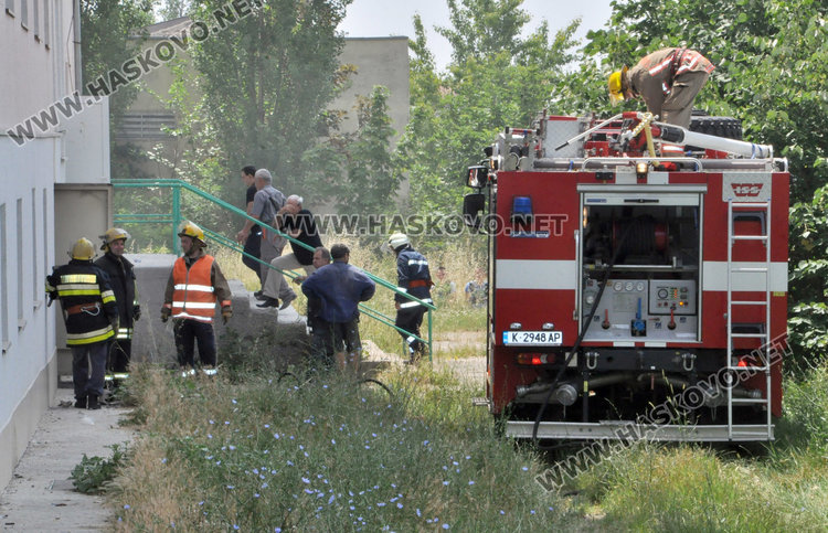 Евакуираха ученици от Царската гимназия заради задимяване