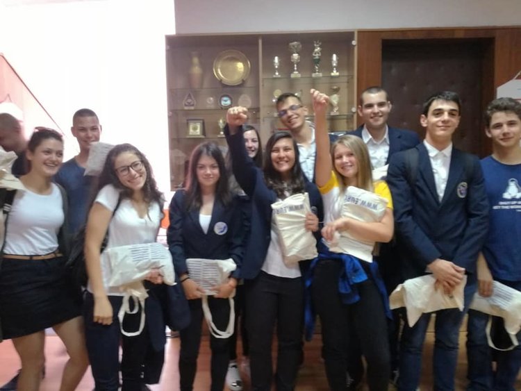 Паисиевци победиха в състезанието „Евроскола”