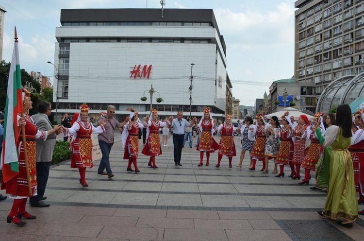 Първомайските самодейци гостуваха на нишката публика