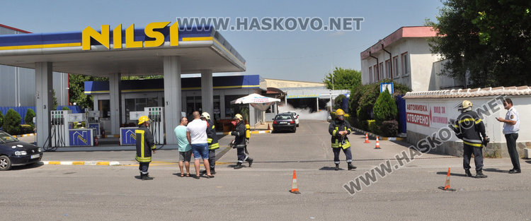 Изтичане на газ от бензиностанция вдигна на крак пожарна и полиция