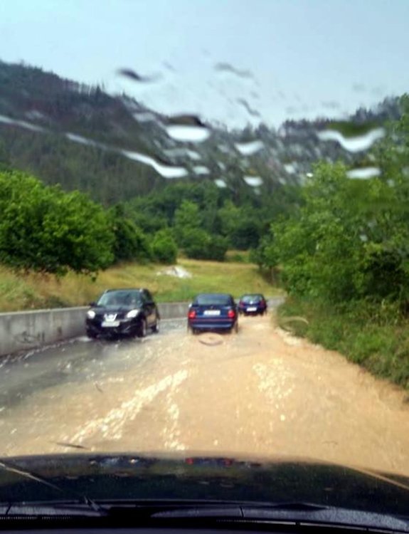 Обходният път през Влахово