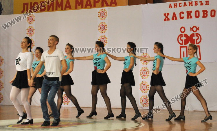 240 певци и танцьори на годишния концерт на ансамбъл „Хасково“