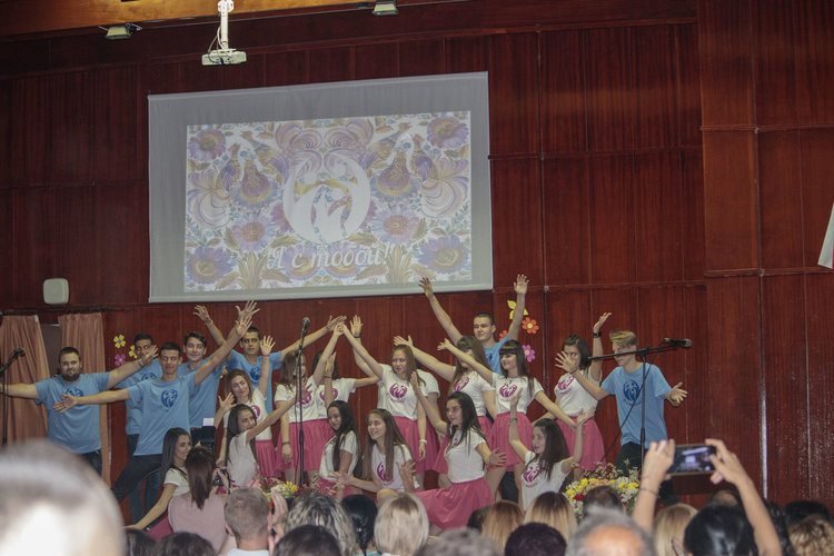 Емоционален реверанс към руския език направиха учениците на Радка Муратева