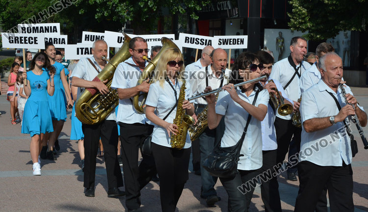 Вълшебен е светът в Хасково от днес