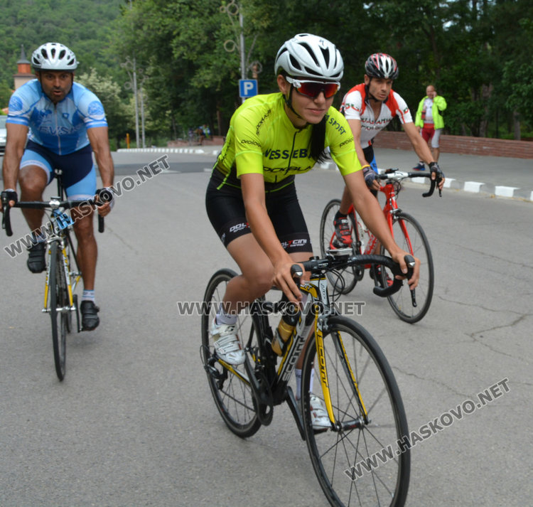 Треньорът на баскетболния ЦСКА първенец в колоездачно състезание до Аида